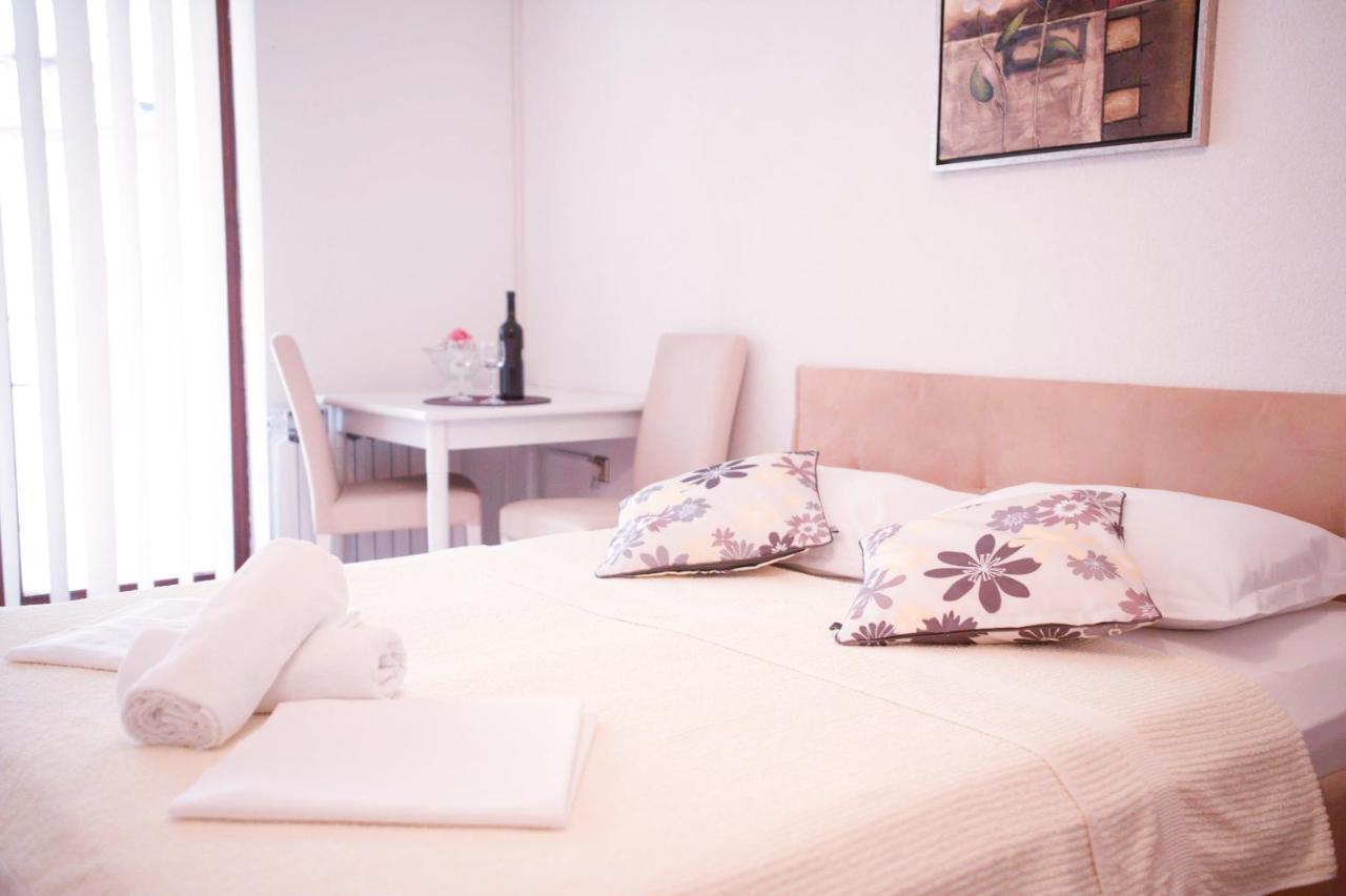 House Bilic Apartman Baška Voda Kültér fotó